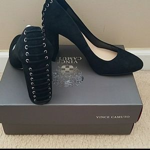 Vince Camuto pumps